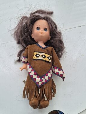 Vintage All Nations 7" Doll